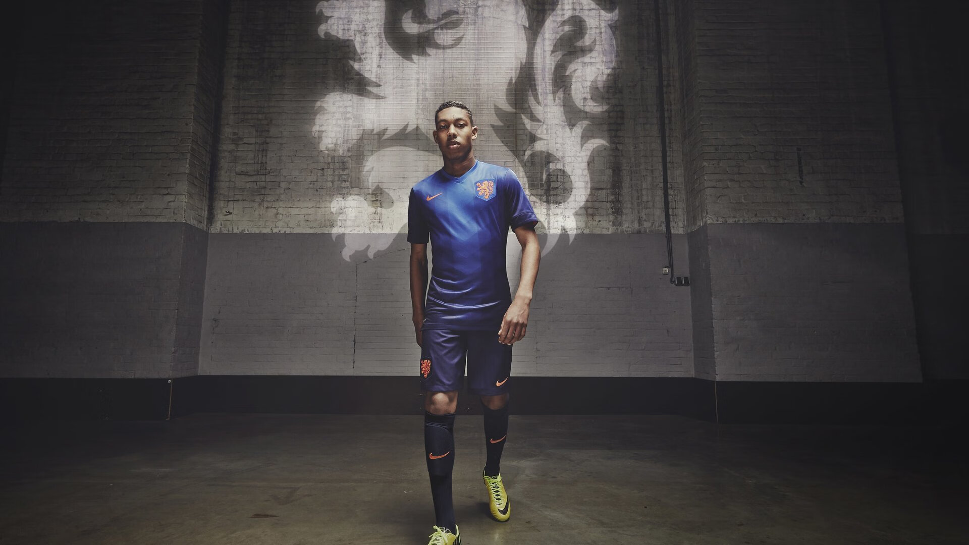 开云体育官网-风云再起，女足比赛冠军问世感人心弦，女足风采